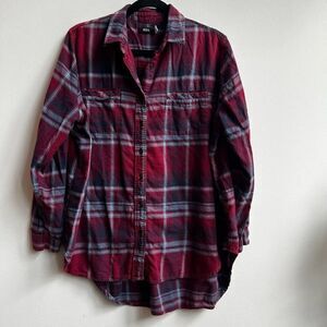 BDG Women’s Oversized Plaid Button-DownRed Shirt Size M